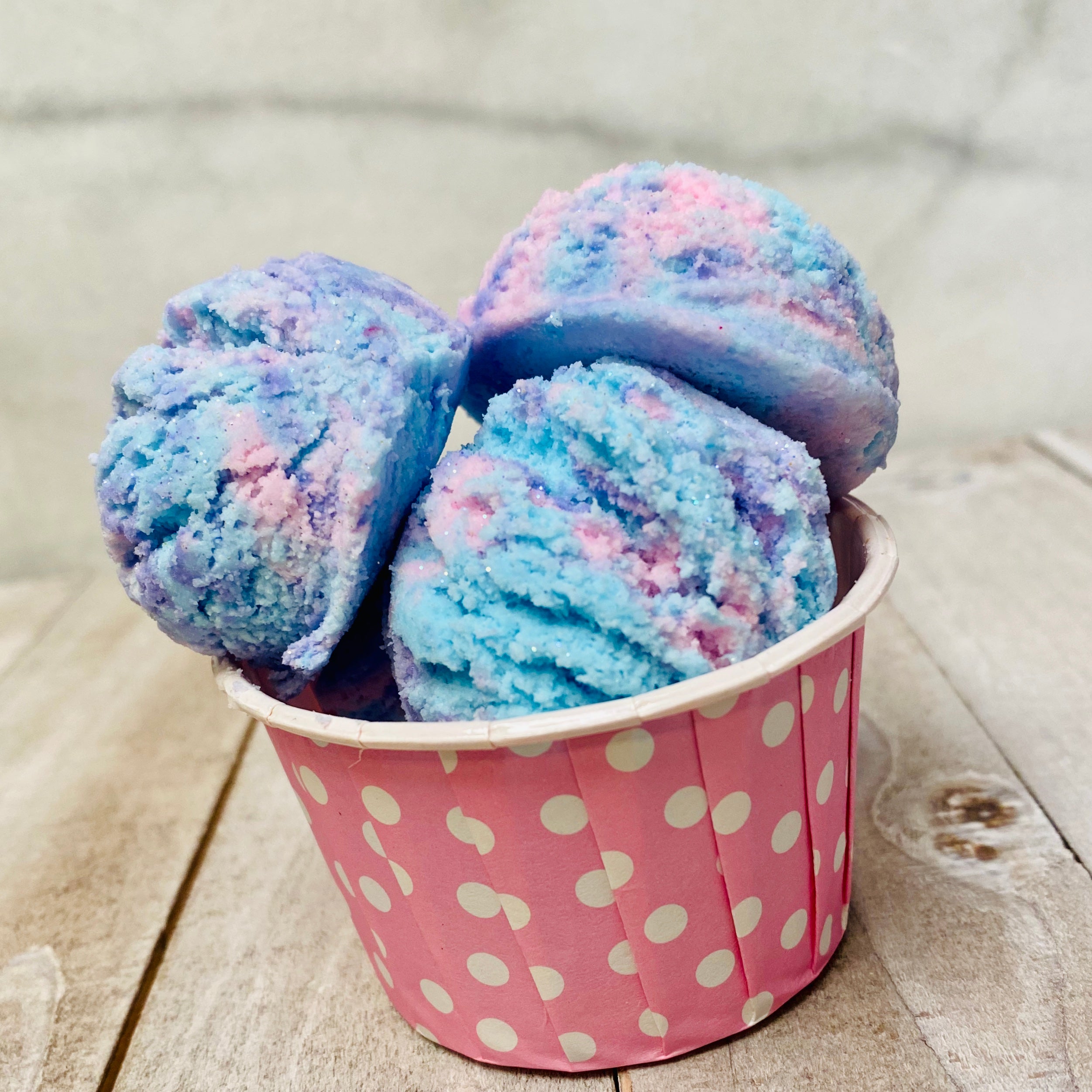 BUZZ, YOUR GIRLFRIEND...WOOF! Mini Bubble Scoops
