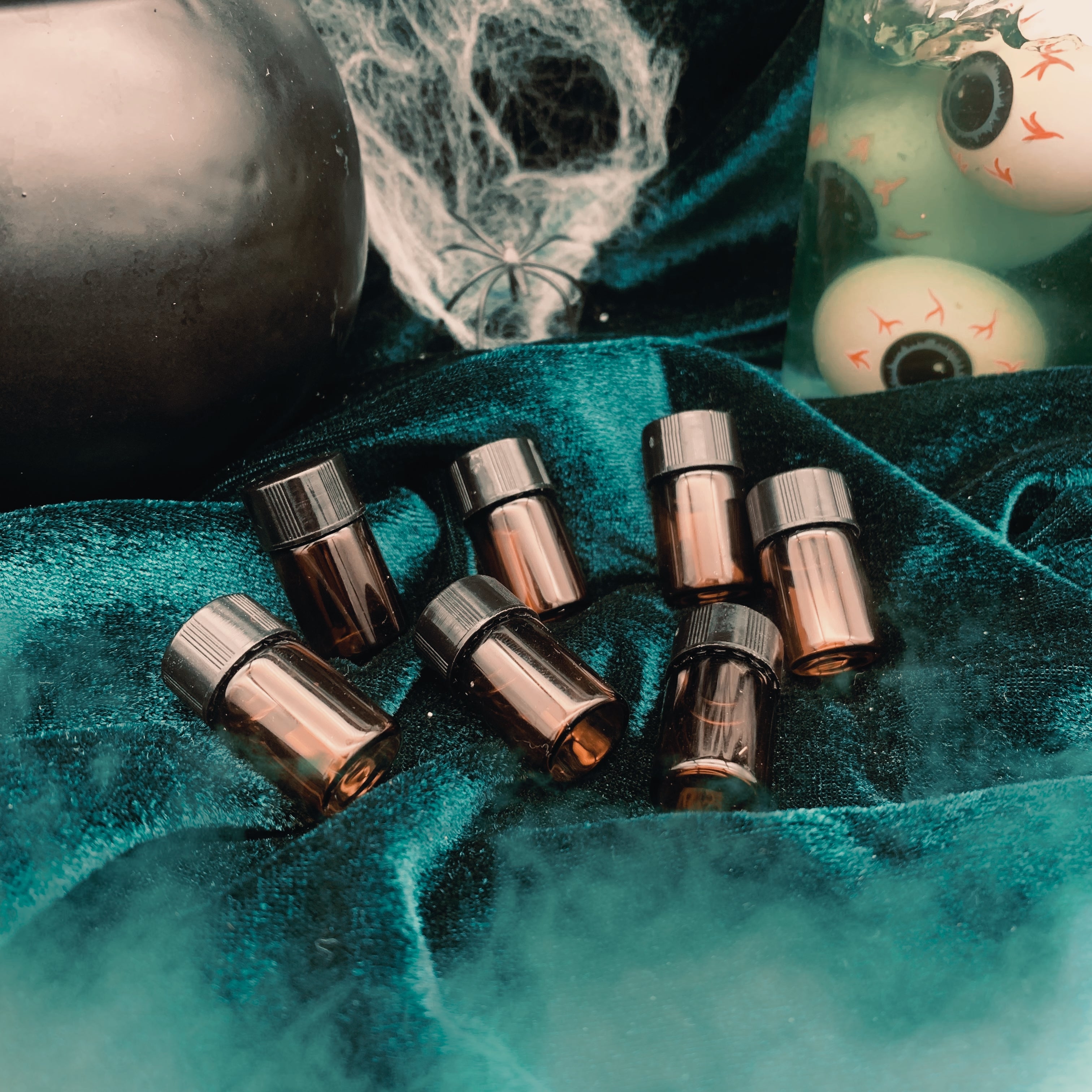 COME WE FLY! Perfume Sampler